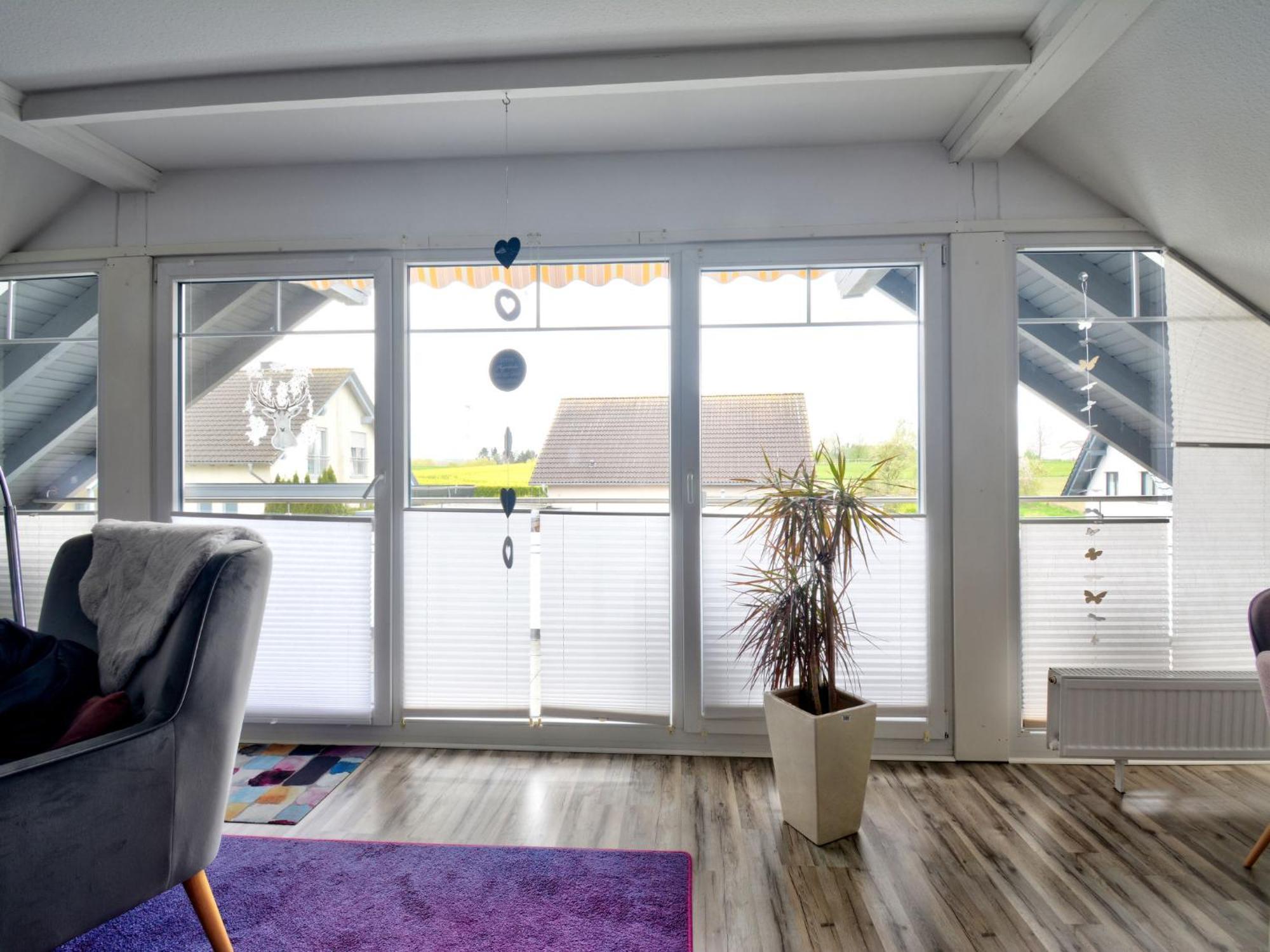 Lona By Interhome Lothe